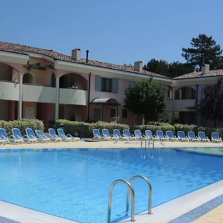 Charming For Up To 5 Guests *