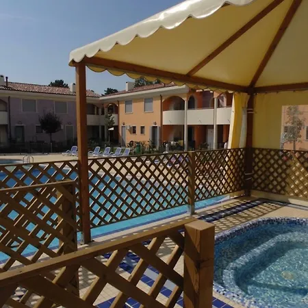 Charming For Up To 4 Guests * ביביונה