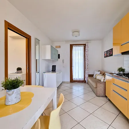 Charming For Up To 4 Guests *