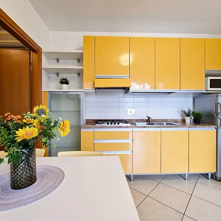 Charming For Up To 4 Guests Бибионе